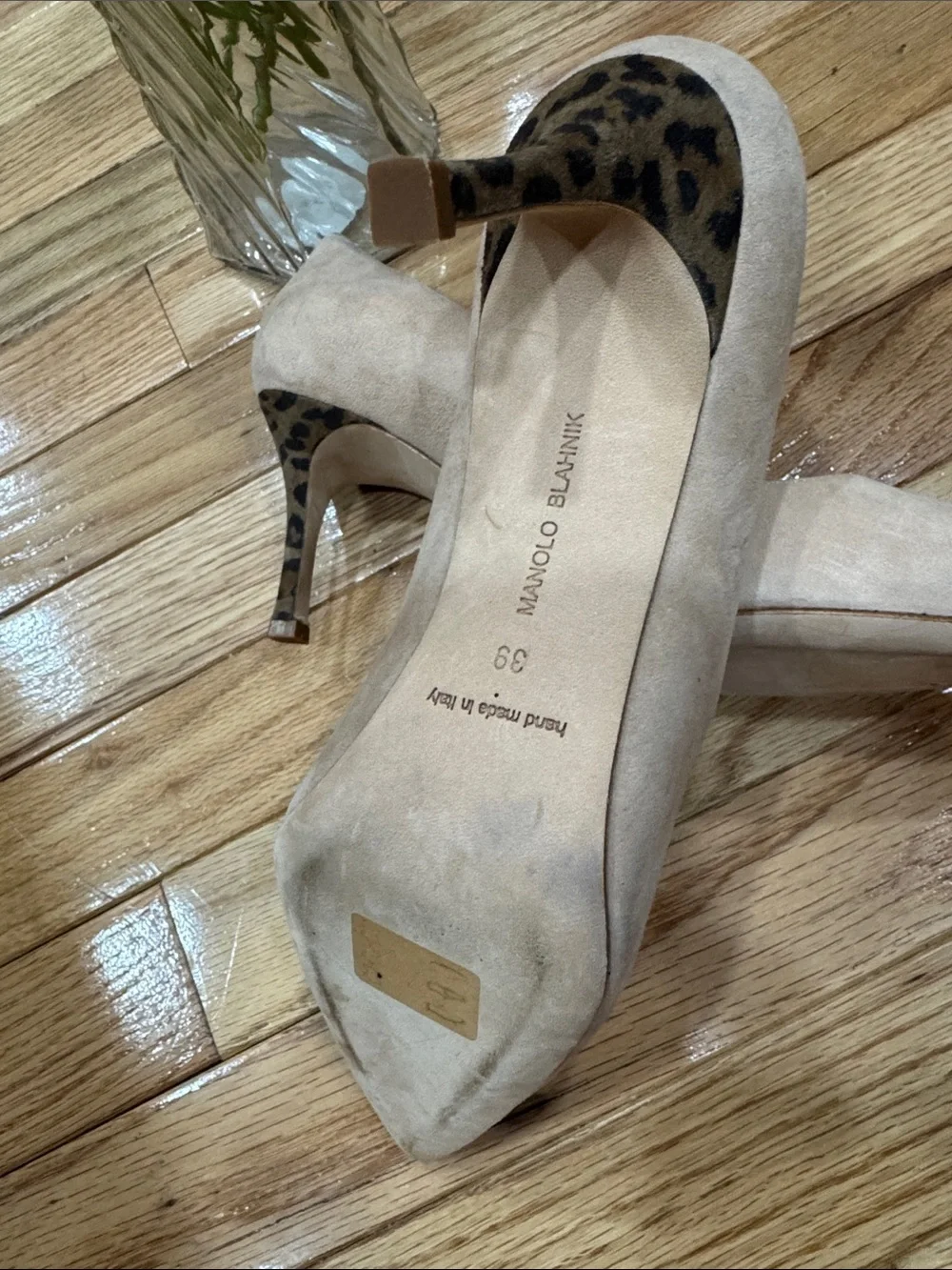 Manolo Blahnik classic pointed